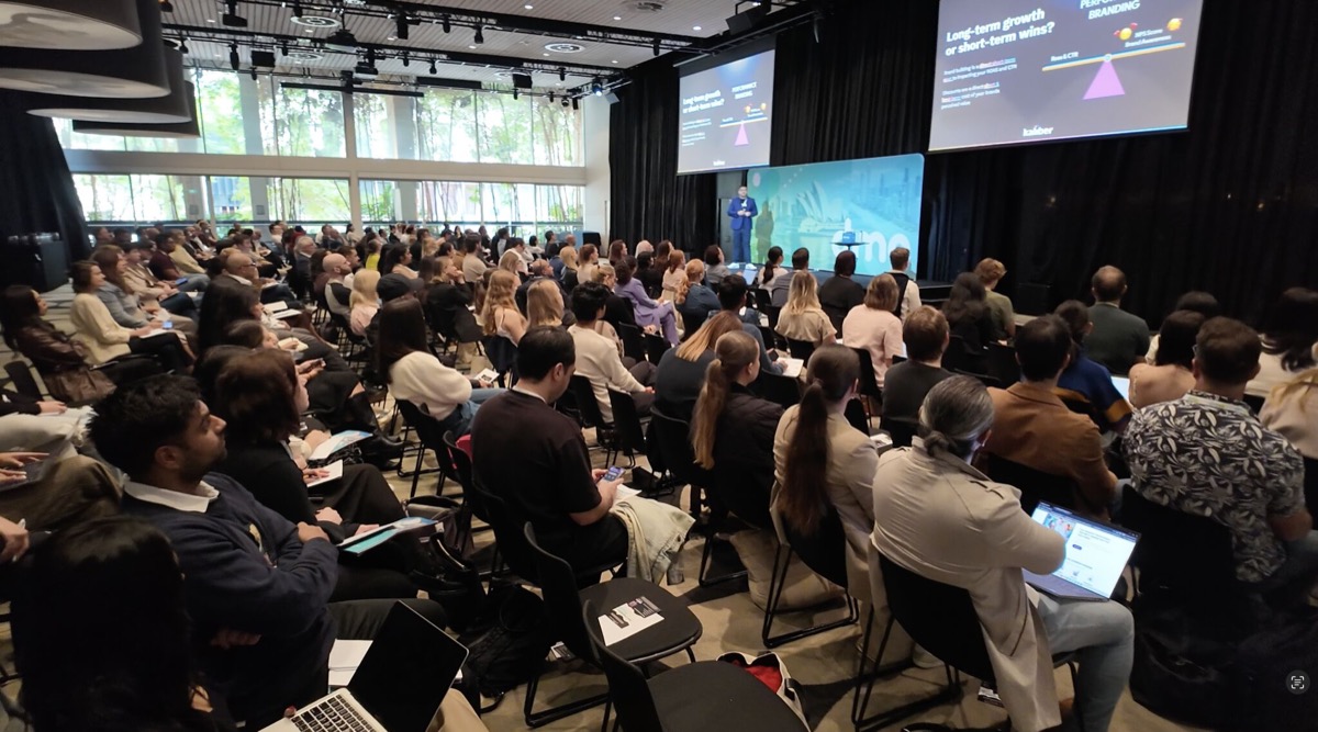 Robert Lai speaking at Digital Marketers Australia